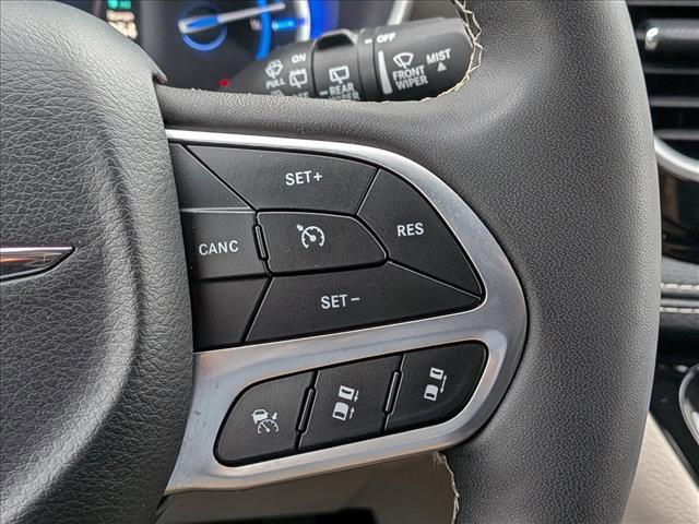 used 2024 Chrysler Pacifica Hybrid car, priced at $26,900