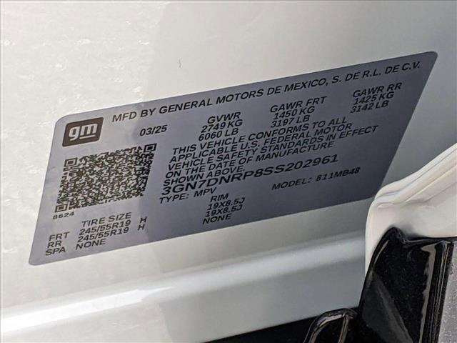 new 2025 Chevrolet Equinox EV car, priced at $43,295