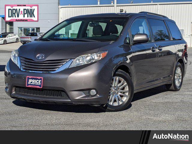 used 2016 Toyota Sienna car, priced at $17,895