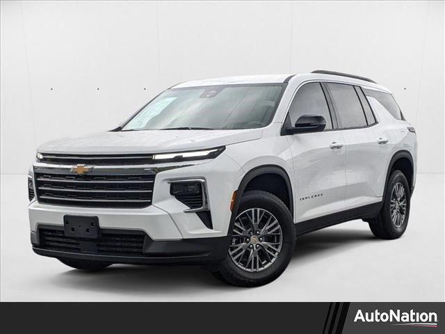new 2025 Chevrolet Traverse car, priced at $40,995