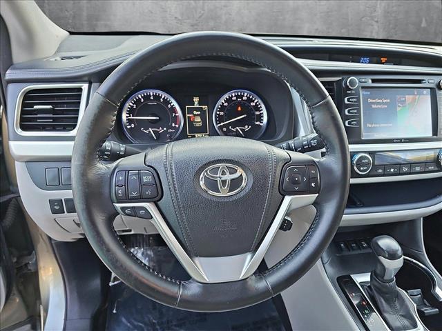 used 2015 Toyota Highlander car, priced at $20,495