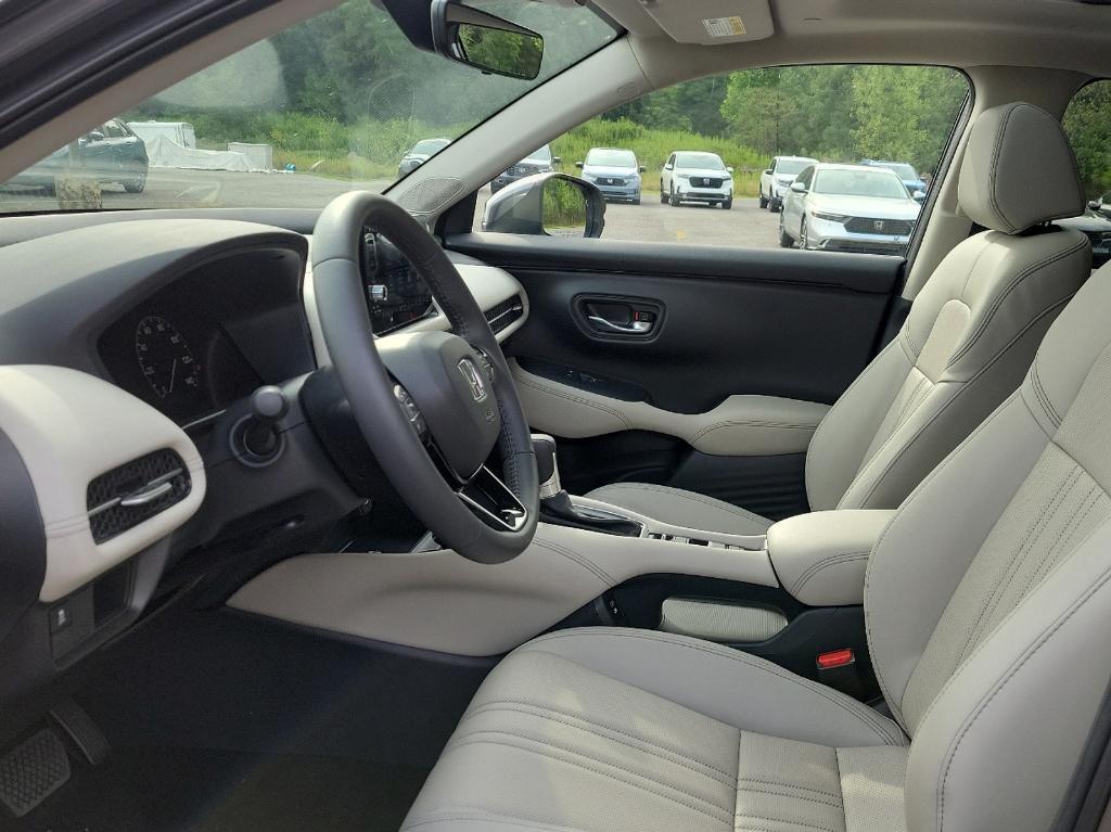 new 2025 Honda HR-V car, priced at $32,395