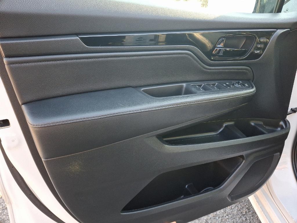 used 2023 Honda Odyssey car, priced at $42,401