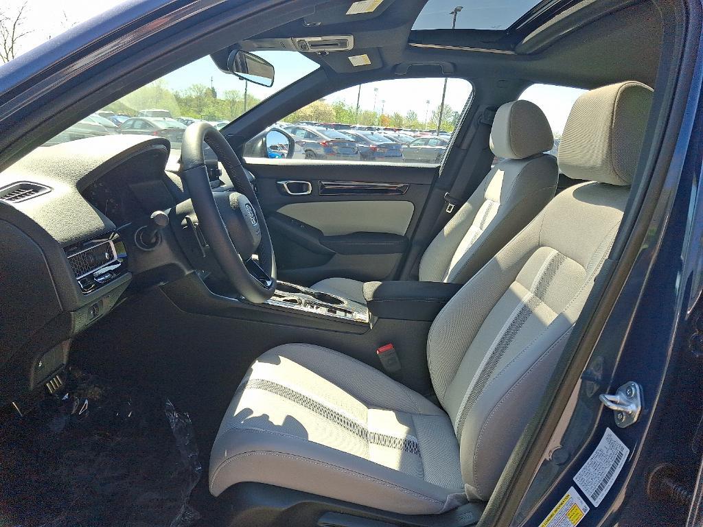 new 2025 Honda Civic Hybrid car, priced at $30,555