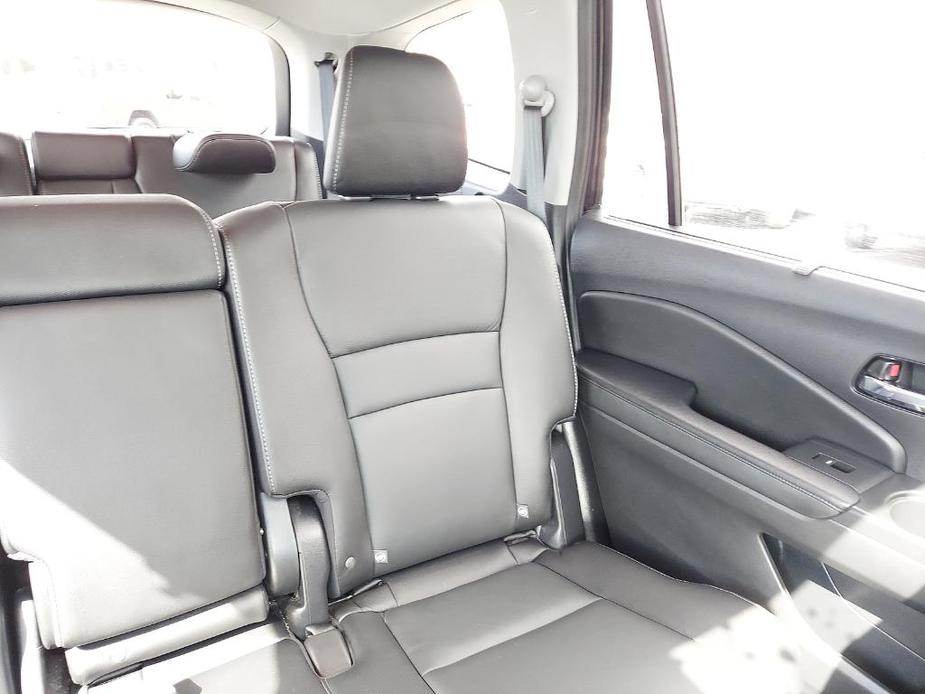 used 2018 Honda Pilot car, priced at $32,253