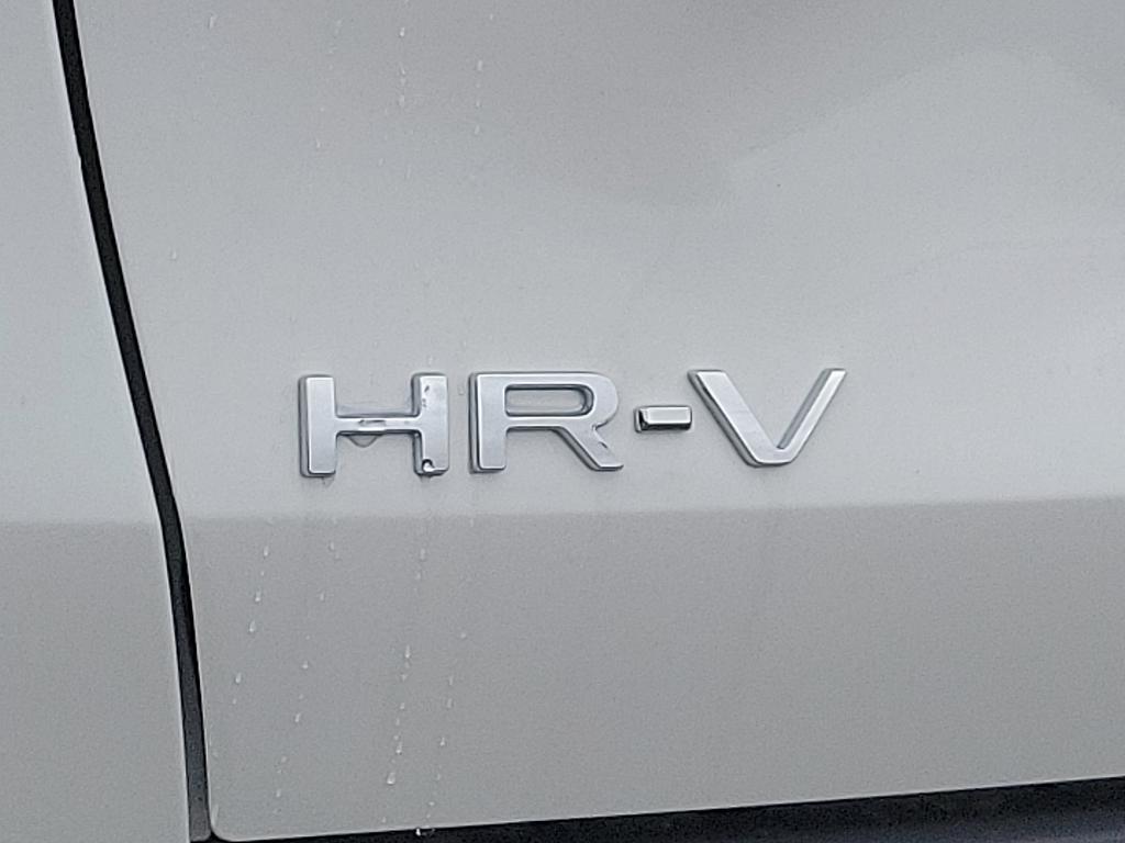 new 2025 Honda HR-V car, priced at $28,750