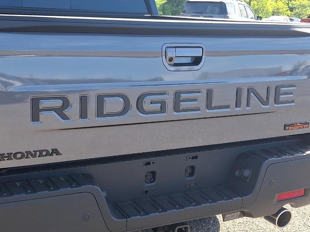 new 2025 Honda Ridgeline car, priced at $47,080