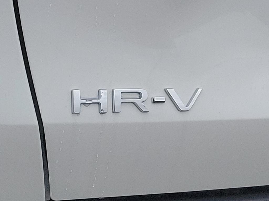 new 2025 Honda HR-V car, priced at $28,750