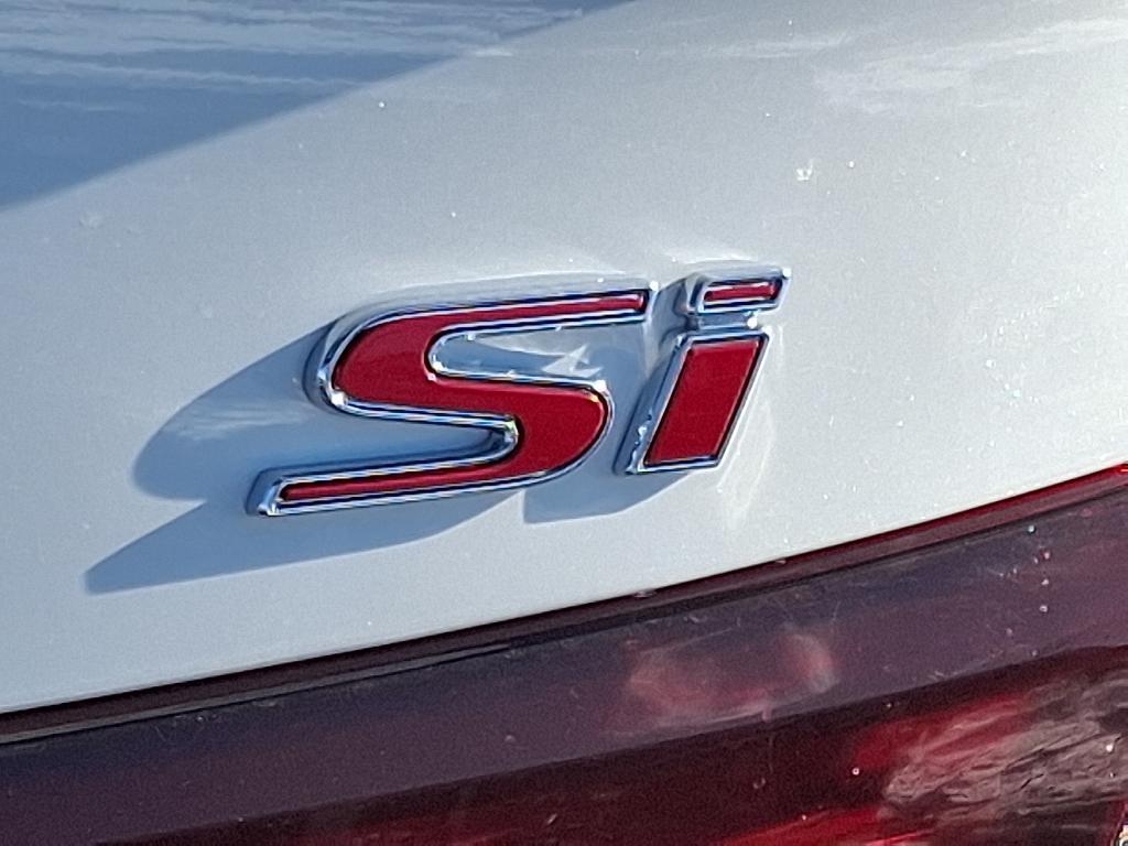 new 2025 Honda Civic Si car, priced at $31,855