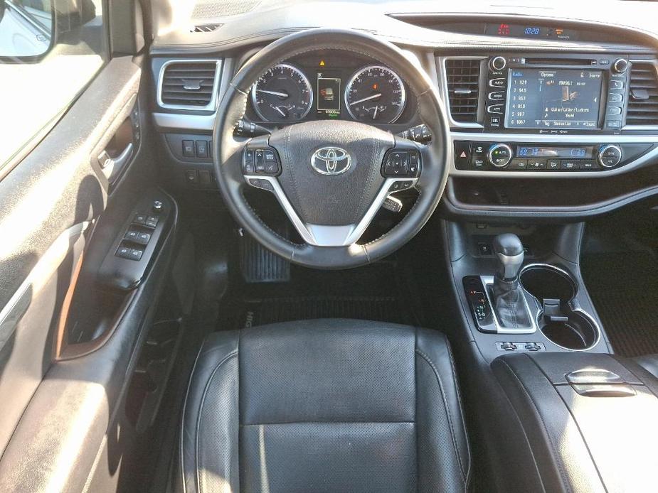 used 2017 Toyota Highlander car, priced at $22,779