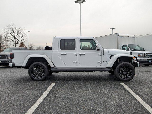 used 2021 Jeep Gladiator car, priced at $35,305