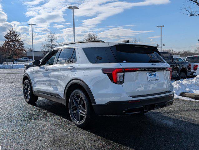 new 2025 Ford Explorer car, priced at $48,976