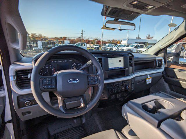 new 2023 Ford F-450 car, priced at $48,148