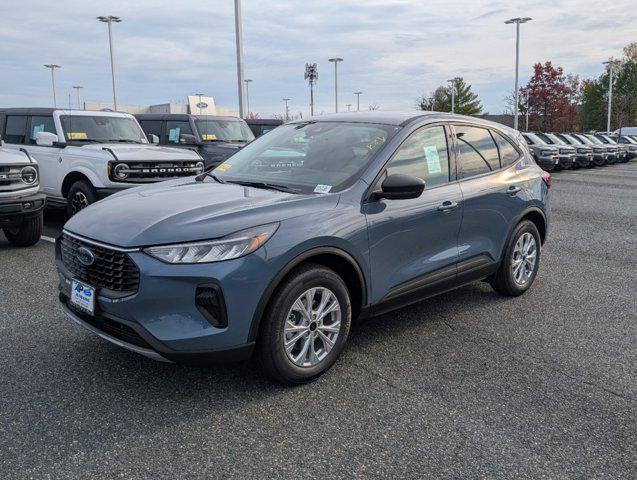 new 2025 Ford Escape car, priced at $31,325