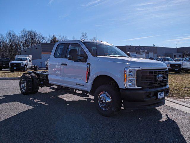 new 2024 Ford F-350 car, priced at $68,300