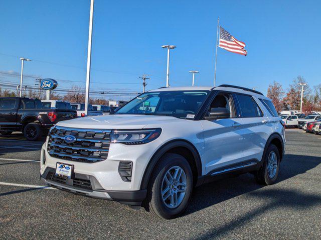 new 2025 Ford Explorer car, priced at $39,875