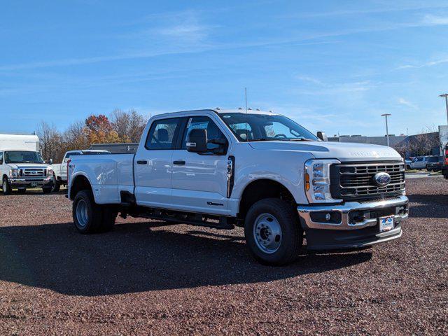 new 2024 Ford F-350 car, priced at $65,236