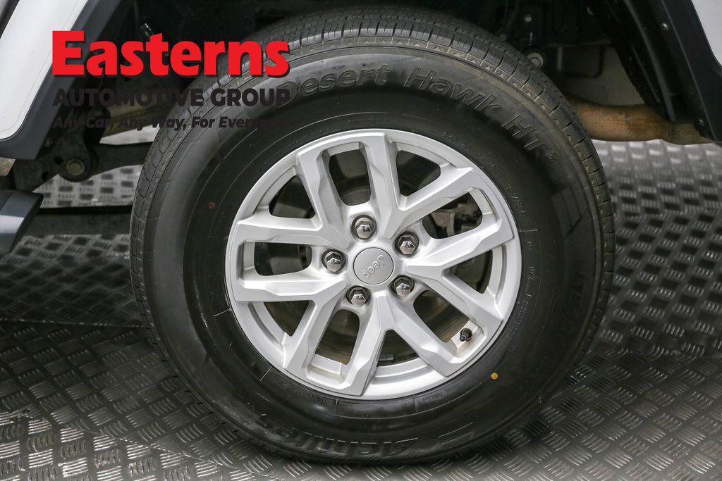 used 2023 Jeep Gladiator car, priced at $28,490