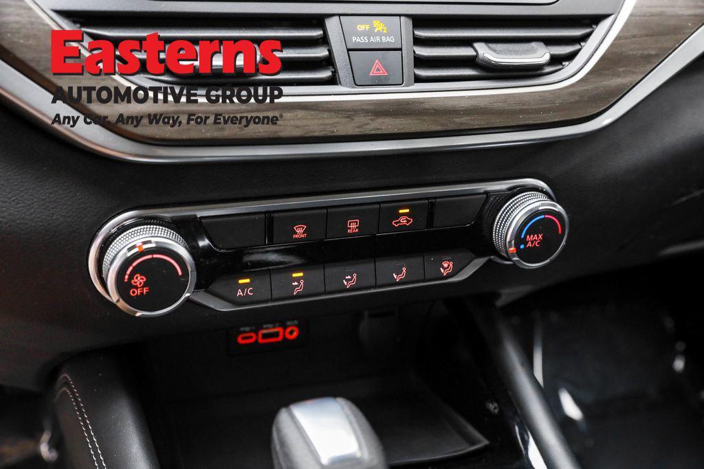 used 2023 Nissan Altima car, priced at $20,950