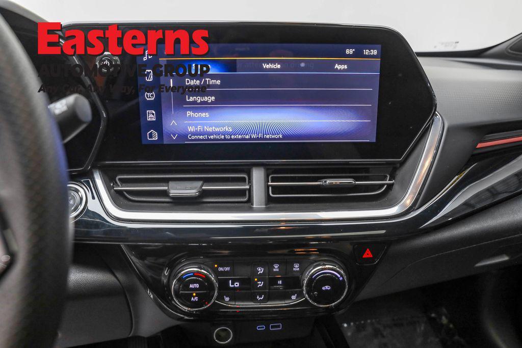 used 2025 Chevrolet Trax car, priced at $23,950