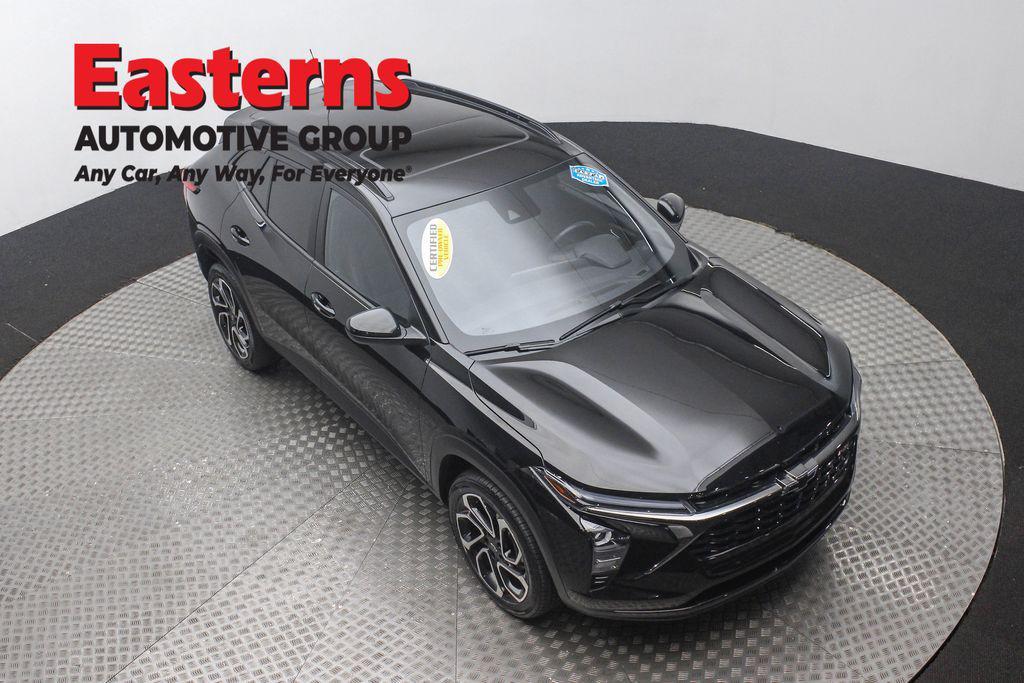 used 2025 Chevrolet Trax car, priced at $23,950