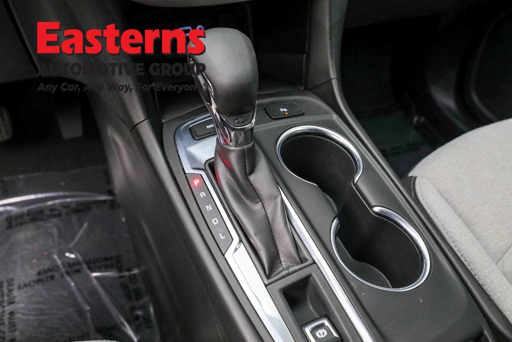 used 2022 Chevrolet Equinox car, priced at $19,375