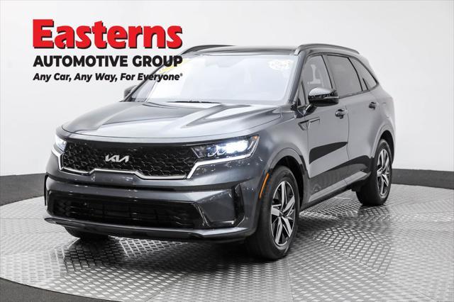 used 2022 Kia Sorento car, priced at $25,490