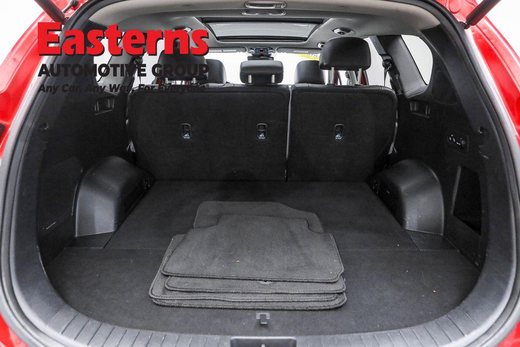 used 2022 Hyundai Santa Fe car, priced at $23,850