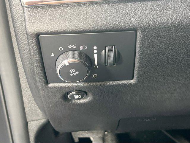 used 2022 Jeep Grand Cherokee car, priced at $26,111