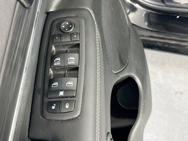 used 2021 Jeep Grand Cherokee car, priced at $32,073