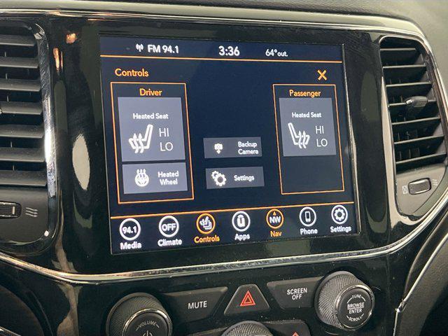 used 2022 Jeep Grand Cherokee car, priced at $27,667