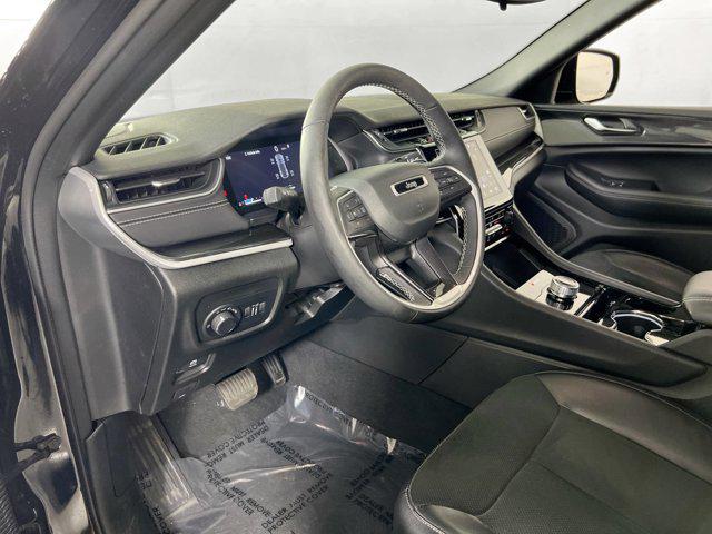used 2023 Jeep Grand Cherokee car, priced at $35,291