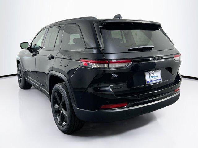used 2023 Jeep Grand Cherokee car, priced at $35,291