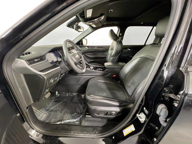 used 2023 Jeep Grand Cherokee car, priced at $35,291