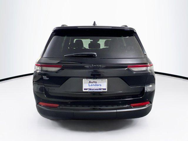 used 2023 Jeep Grand Cherokee car, priced at $35,995