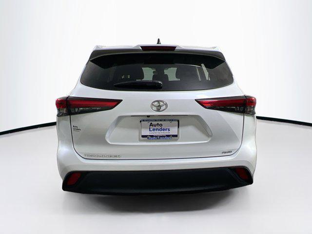 used 2022 Toyota Highlander car, priced at $29,462