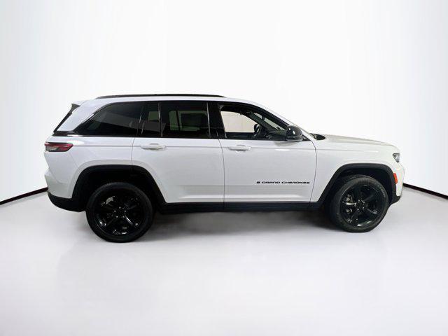 used 2022 Jeep Grand Cherokee car, priced at $32,537