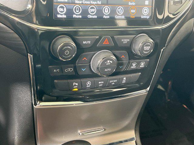 used 2022 Jeep Grand Cherokee car, priced at $30,761