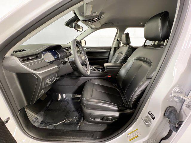 used 2023 Jeep Grand Cherokee car, priced at $35,025