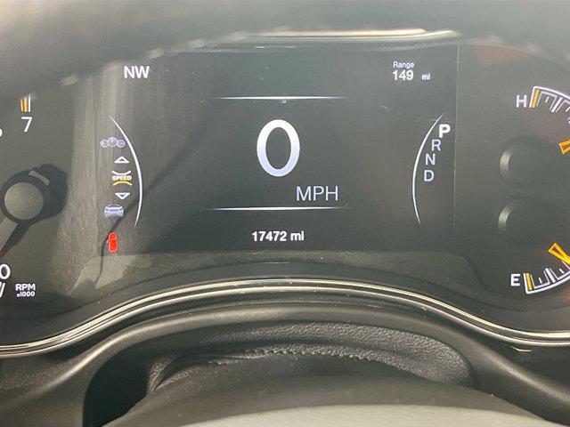 used 2022 Jeep Grand Cherokee car, priced at $29,118