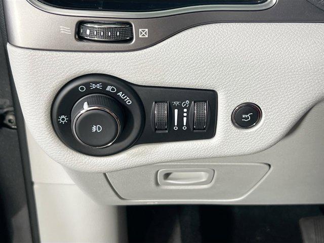used 2022 Jeep Cherokee car, priced at $28,885