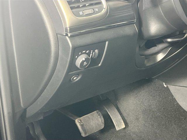 used 2022 Jeep Grand Cherokee car, priced at $26,259