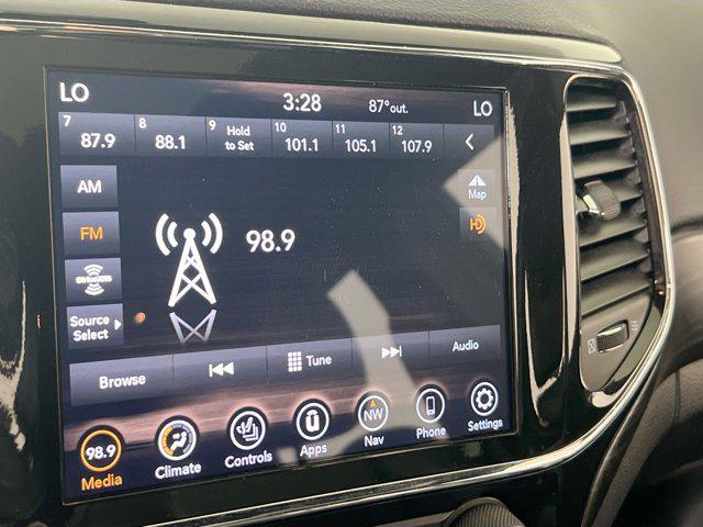 used 2022 Jeep Grand Cherokee car, priced at $27,129