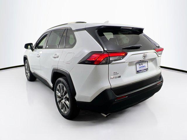 used 2019 Toyota RAV4 car, priced at $25,560