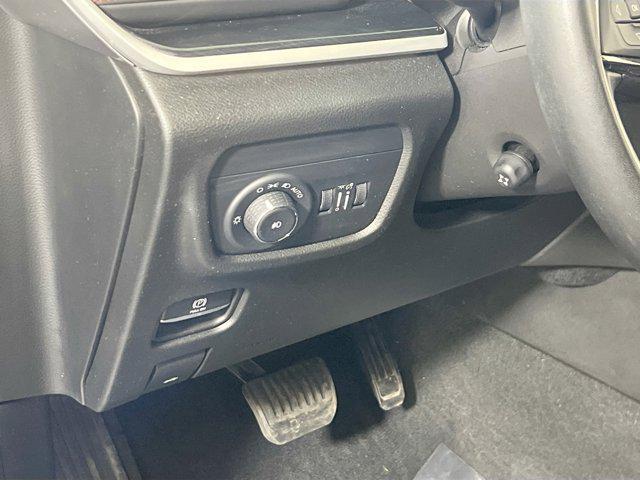 used 2022 Jeep Grand Cherokee car, priced at $38,641