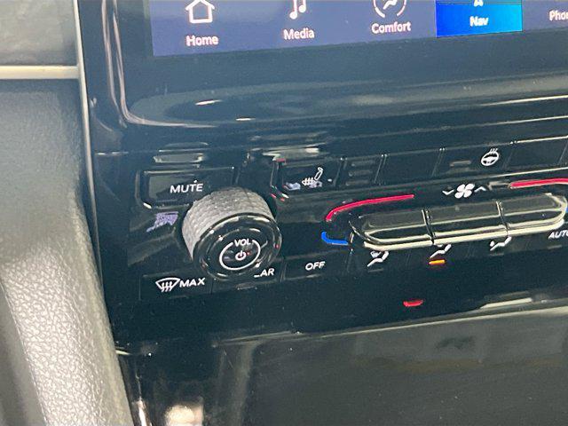 used 2023 Jeep Grand Cherokee car, priced at $34,789