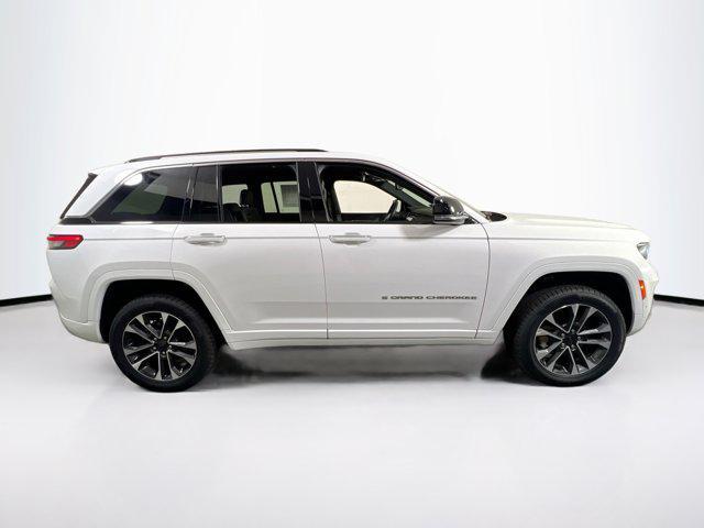 used 2022 Jeep Grand Cherokee car, priced at $36,353