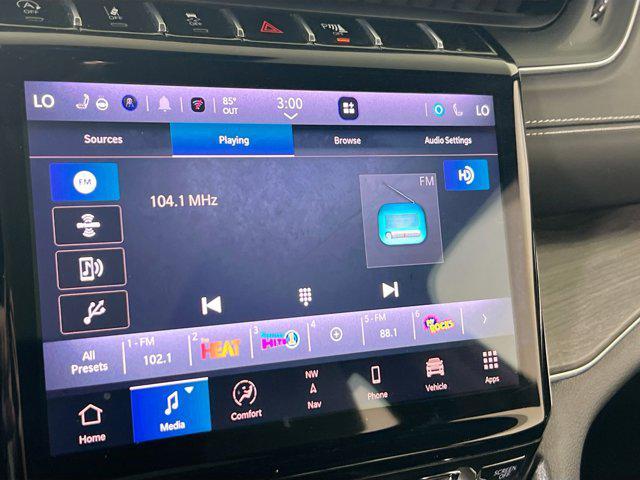 used 2022 Jeep Grand Cherokee car, priced at $36,353