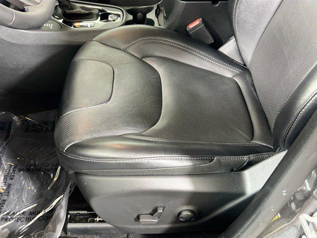 used 2022 Jeep Cherokee car, priced at $26,725