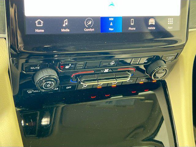 used 2022 Jeep Grand Cherokee car, priced at $32,415